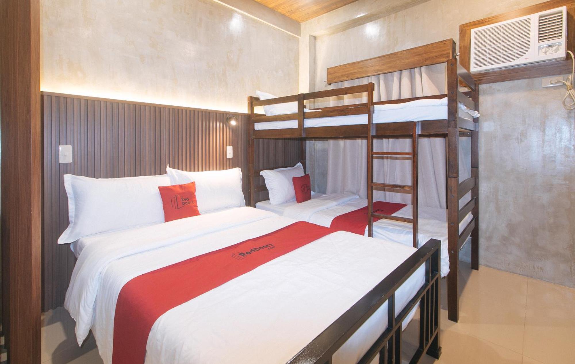 RedDoorz at MBB Room NAIA 2 Paranaque City Zewnętrze zdjęcie