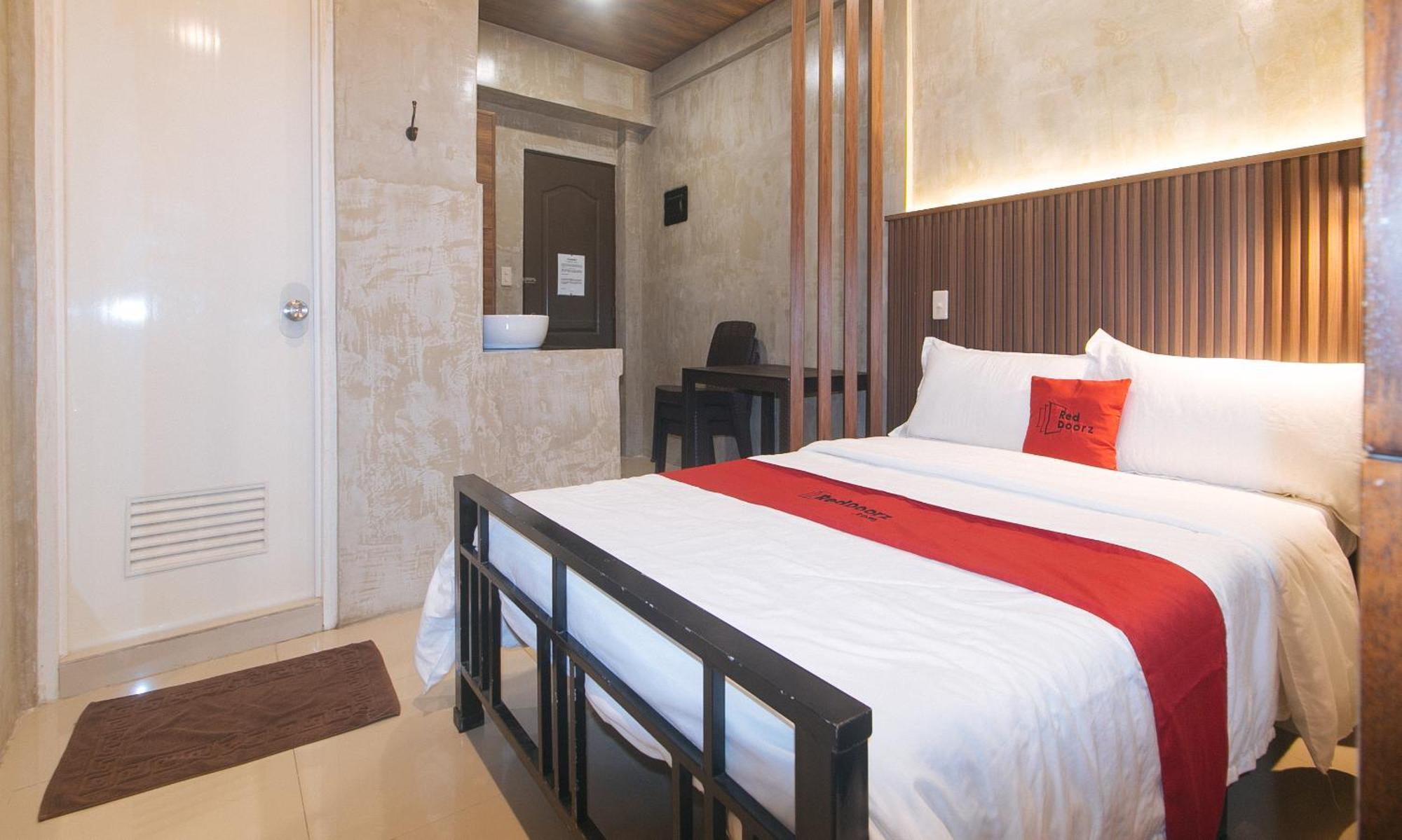 RedDoorz at MBB Room NAIA 2 Paranaque City Zewnętrze zdjęcie