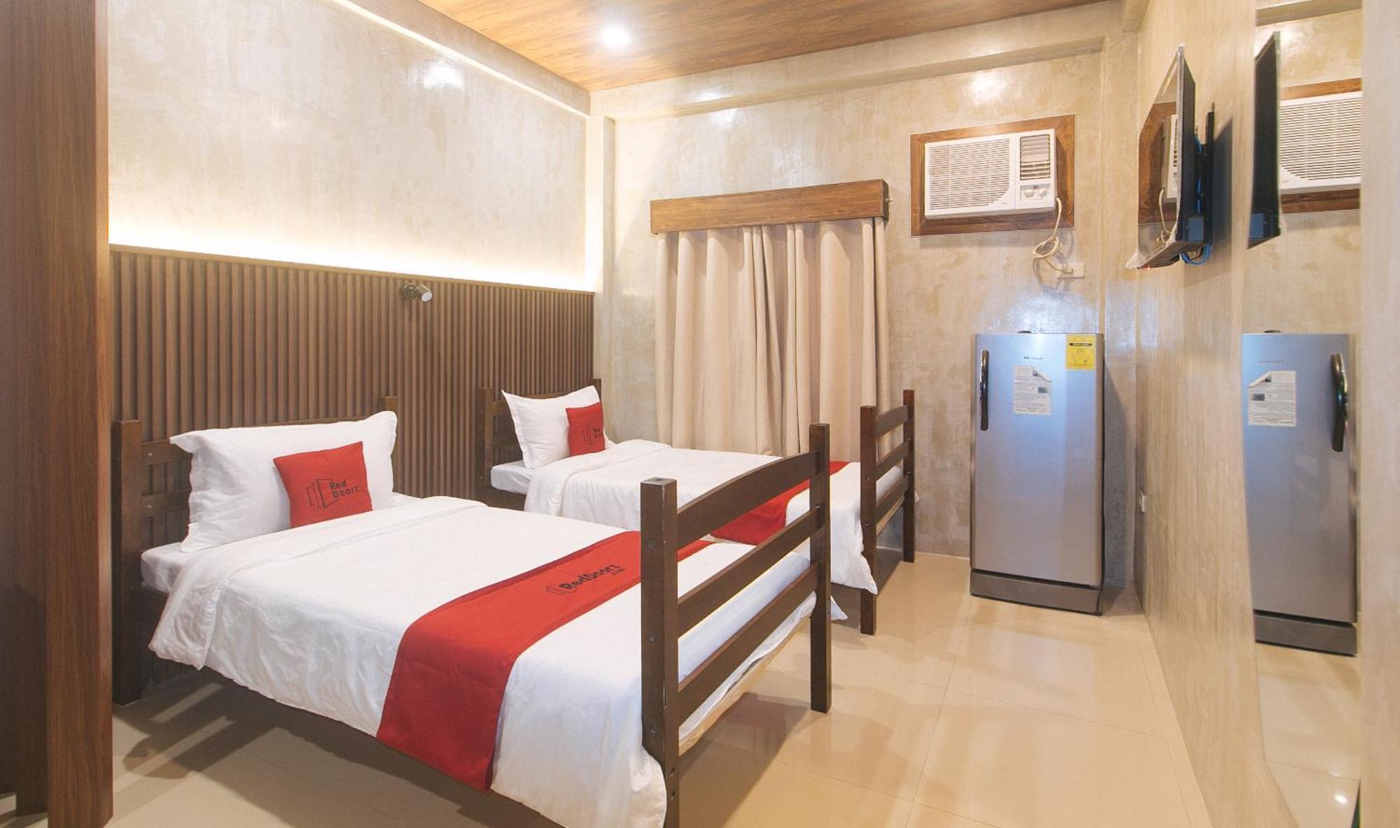 RedDoorz at MBB Room NAIA 2 Paranaque City Zewnętrze zdjęcie